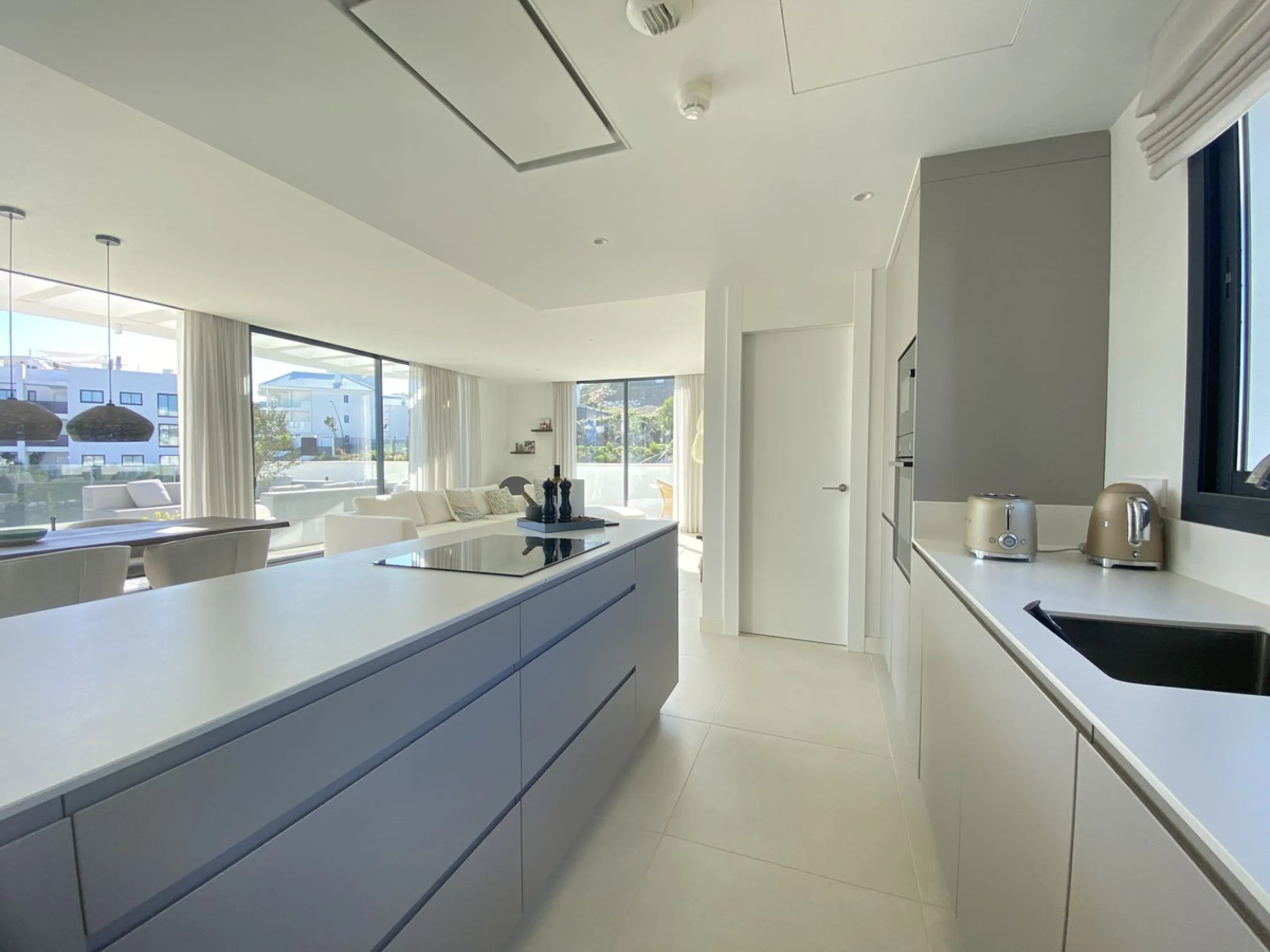 Apartment - Penthouse в продаже в Fuengirola, Málaga. В доме 3 спален и 3 ванных комнат. Площадь дома 155 м²