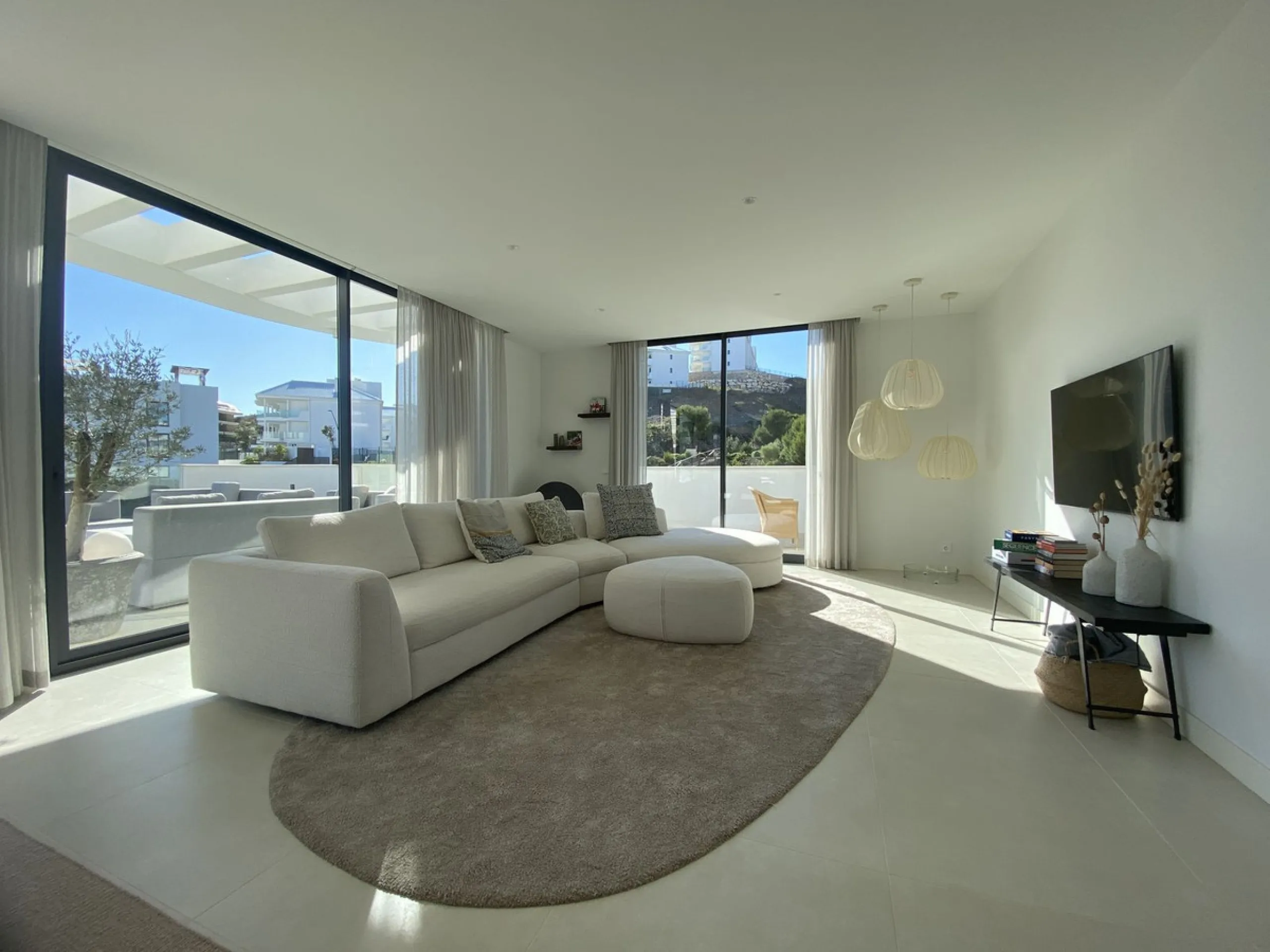 Apartment - Penthouse в продаже в Fuengirola, Málaga. В доме 3 спален и 3 ванных комнат. Площадь дома 155 м²