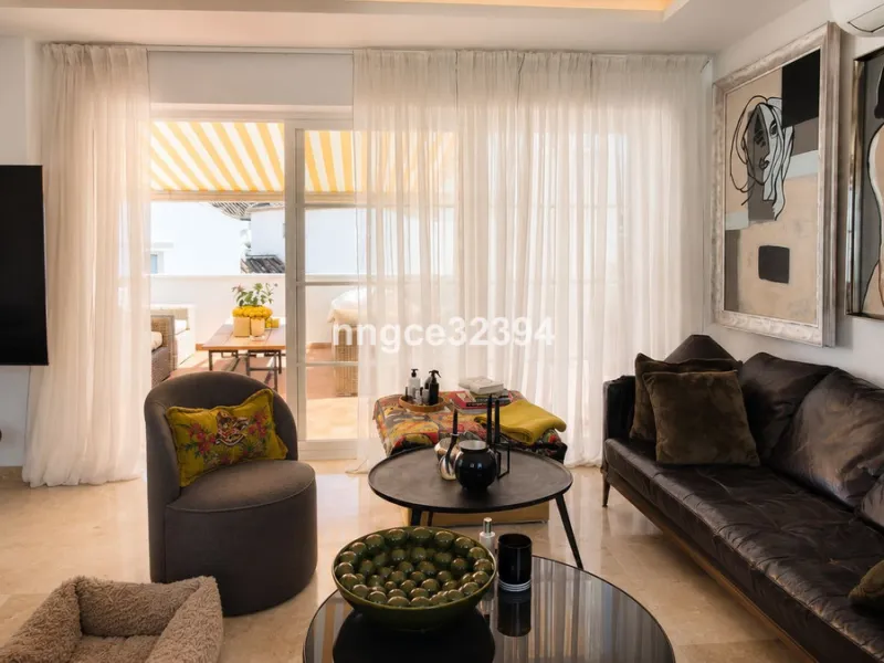 Glamorous Artistic Reformed Beachside Penthouse – New Golden Mile, Benamara/Atalaya