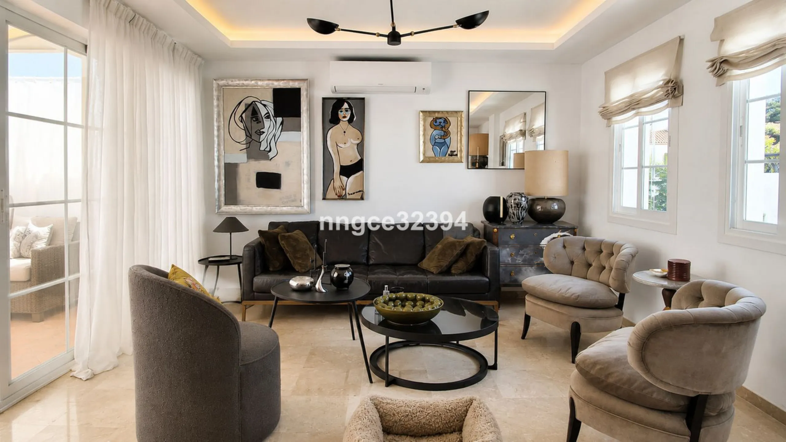 Glamorous Artistic Reformed Beachside Penthouse – New Golden Mile, Benamara/Atalaya