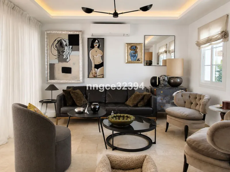 Glamorous Artistic Reformed Beachside Penthouse – New Golden Mile, Benamara/Atalaya