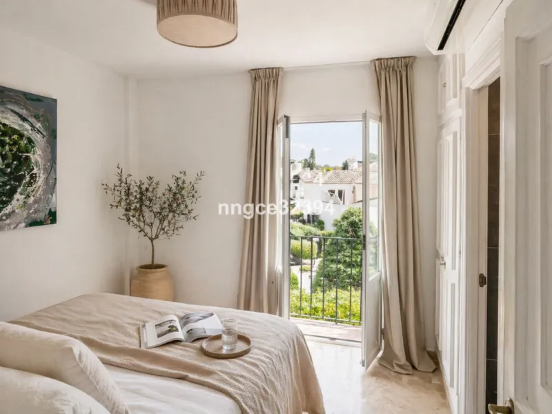 Glamorous Artistic Reformed Beachside Penthouse – New Golden Mile, Benamara/Atalaya