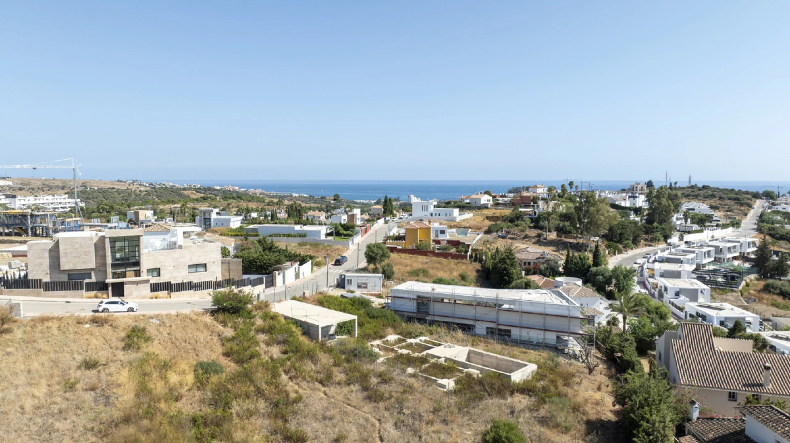 Plot - Land в продаже в Estepona, Málaga. Площадь участка 880 м²