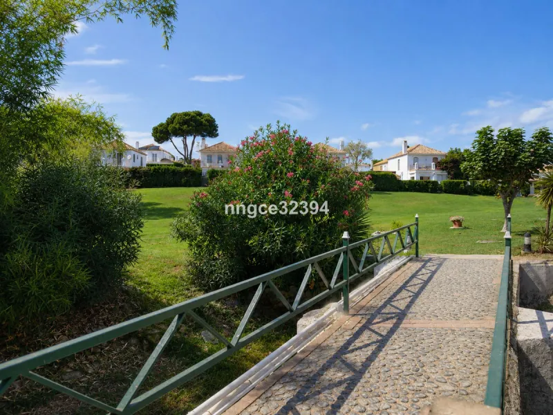 Glamorous Artistic Reformed Beachside Penthouse – New Golden Mile, Benamara/Atalaya