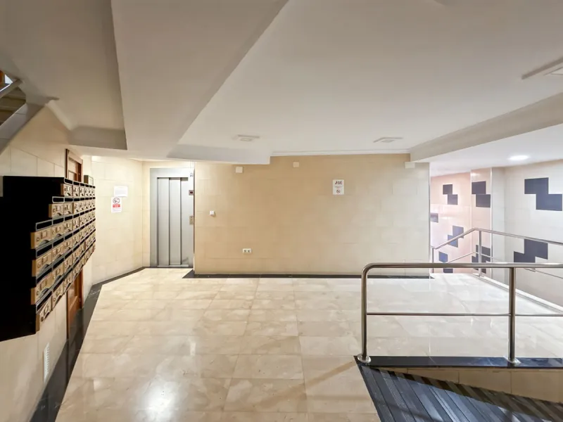 In the vibrant heart of Málaga, in the emblematic El Ejido neighborhood, there's a home like no other. A place that offers not just space, but stories to be written, moments to be lived, and light… endless light. Located on the fifth floor of a building w