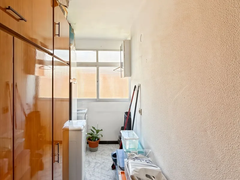 In the vibrant heart of Málaga, in the emblematic El Ejido neighborhood, there's a home like no other. A place that offers not just space, but stories to be written, moments to be lived, and light… endless light. Located on the fifth floor of a building w