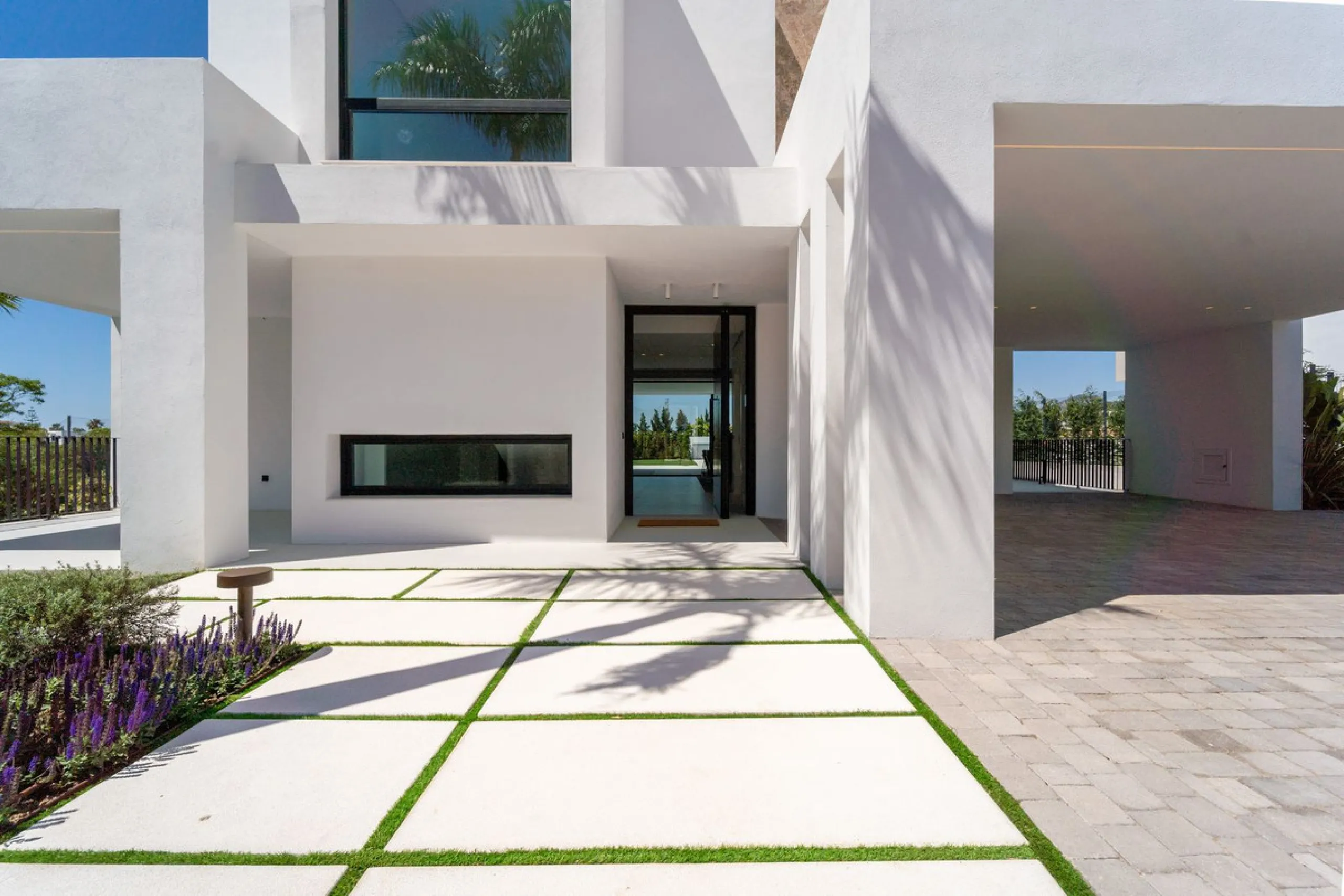 Brand New Villa with Breathtaking Golf & Mountain Views – Los Naranjos Golf, Marbella