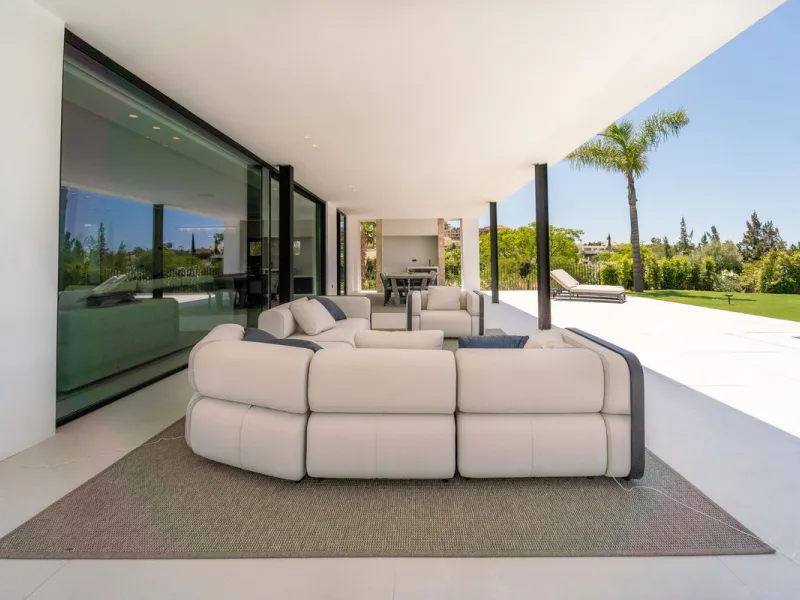 Brand New Villa with Breathtaking Golf & Mountain Views – Los Naranjos Golf, Marbella