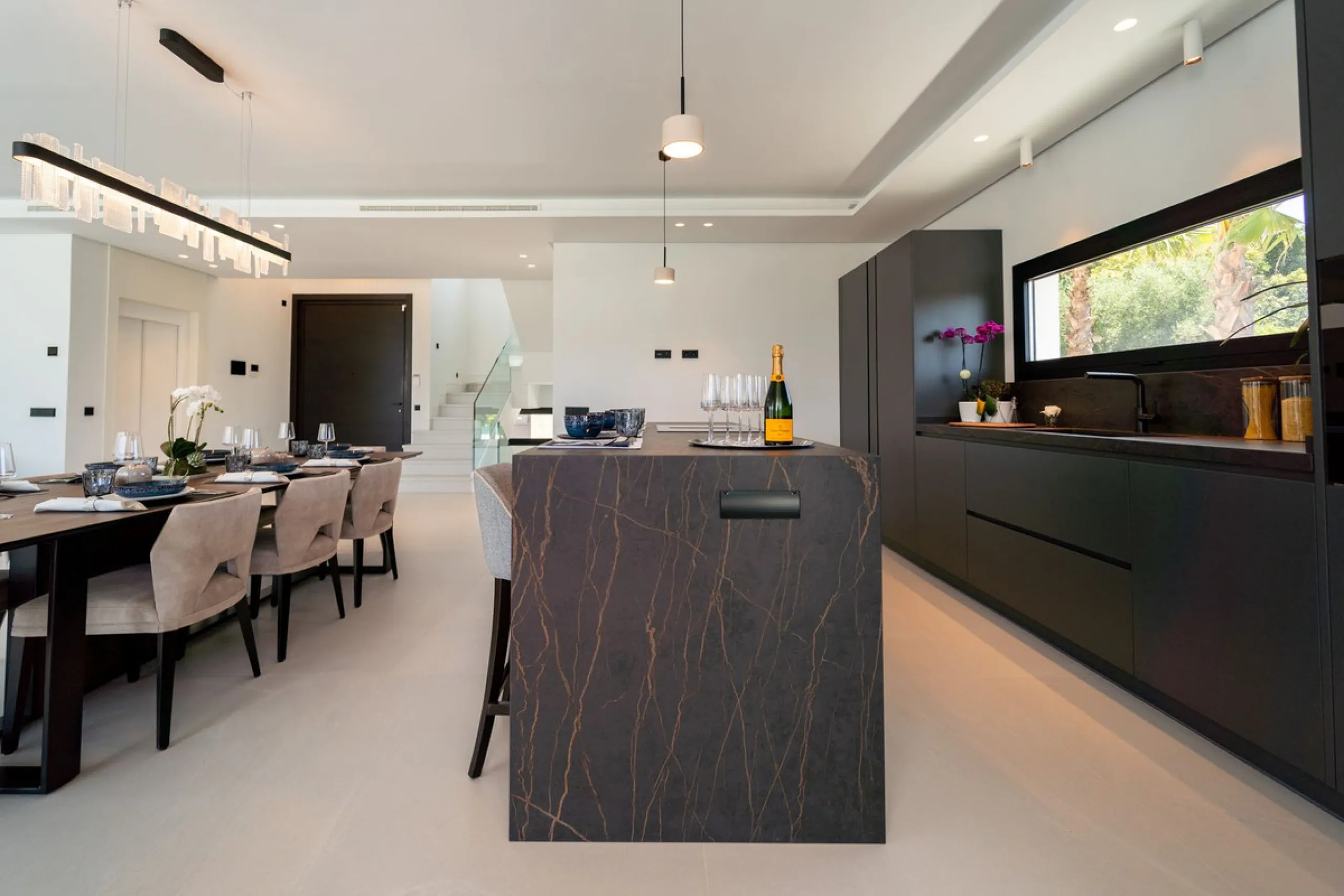 Brand New Villa with Breathtaking Golf & Mountain Views – Los Naranjos Golf, Marbella