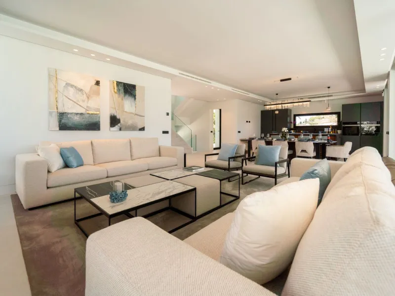 Brand New Villa with Breathtaking Golf & Mountain Views – Los Naranjos Golf, Marbella