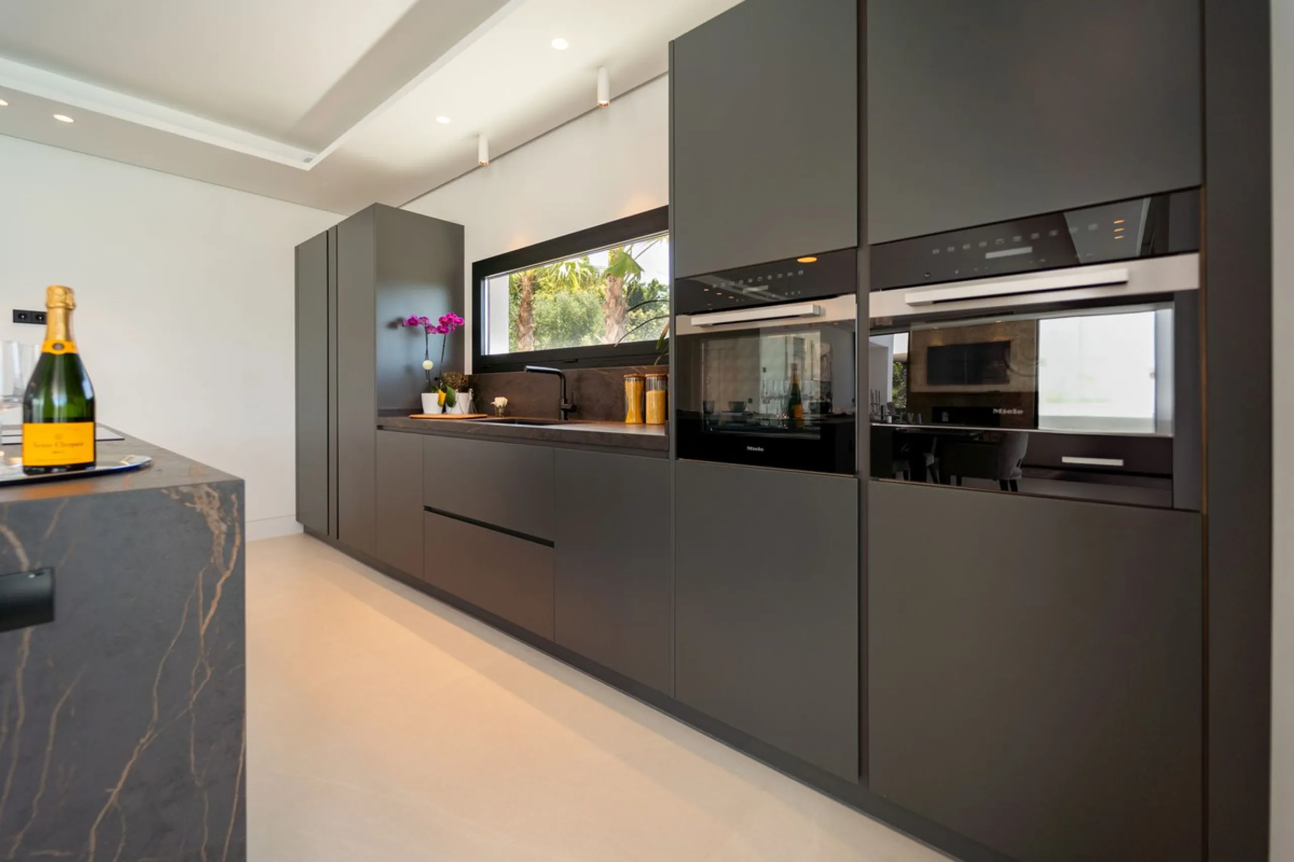 Brand New Villa with Breathtaking Golf & Mountain Views – Los Naranjos Golf, Marbella