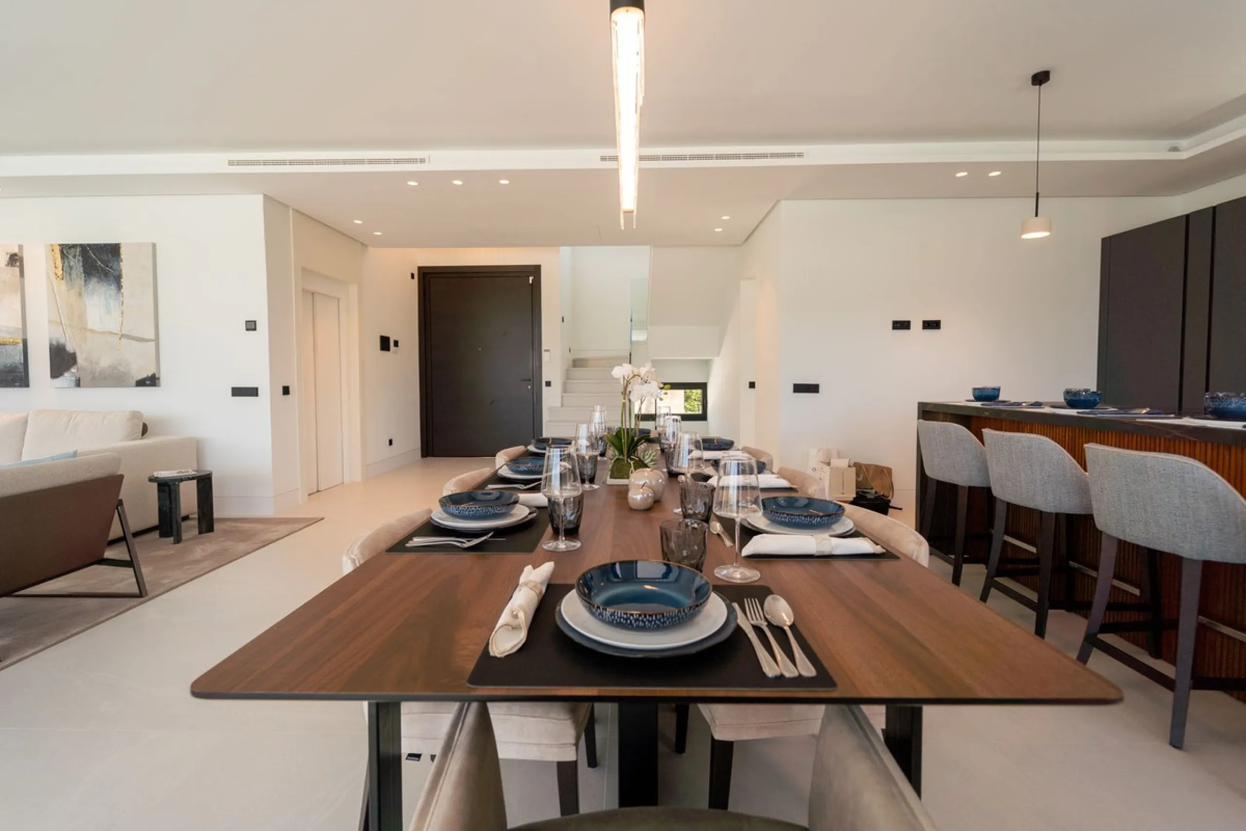 Brand New Villa with Breathtaking Golf & Mountain Views – Los Naranjos Golf, Marbella