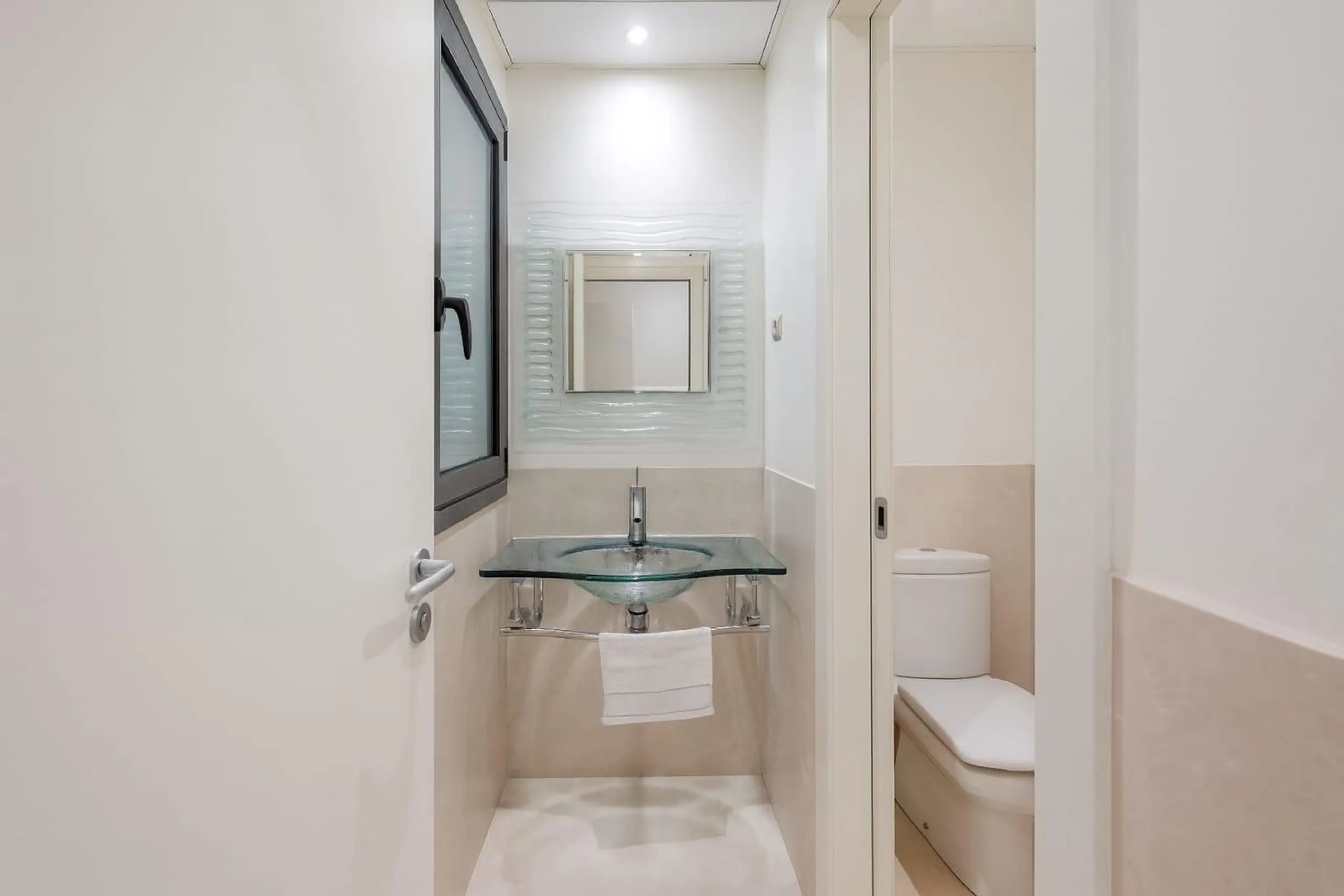 Villa contemporánea con piscina en Esplugues de Llobregat, Barcelona