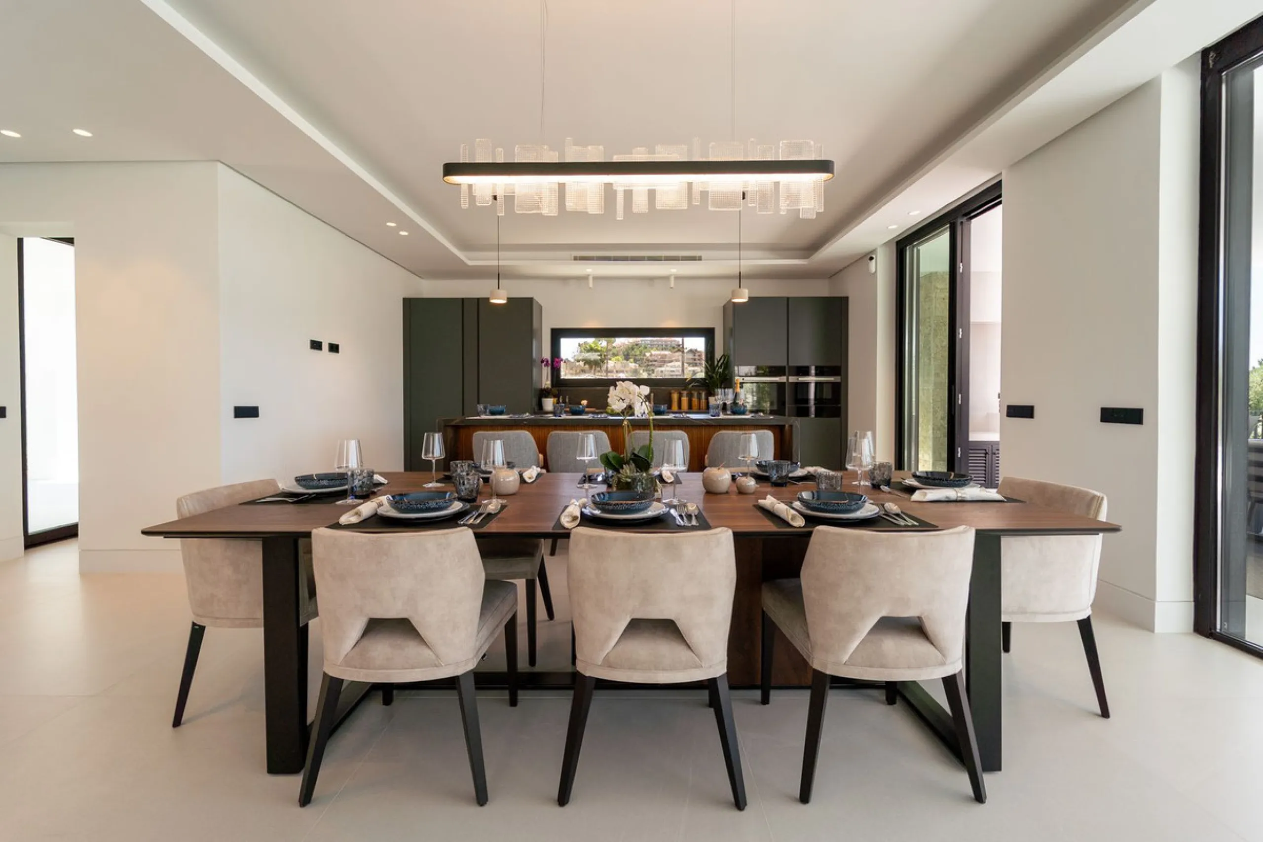 Brand New Villa with Breathtaking Golf & Mountain Views – Los Naranjos Golf, Marbella