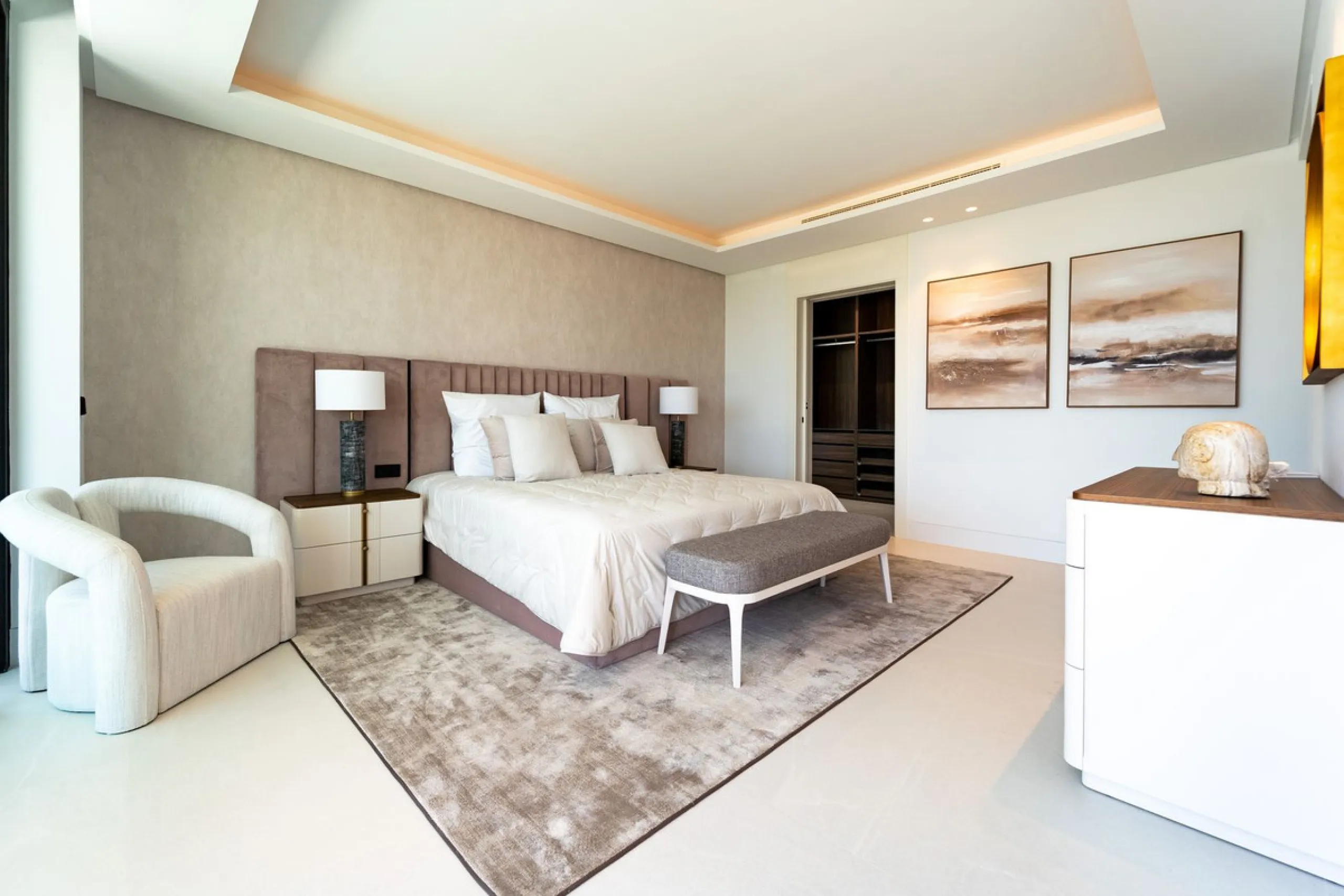 Brand New Villa with Breathtaking Golf & Mountain Views – Los Naranjos Golf, Marbella