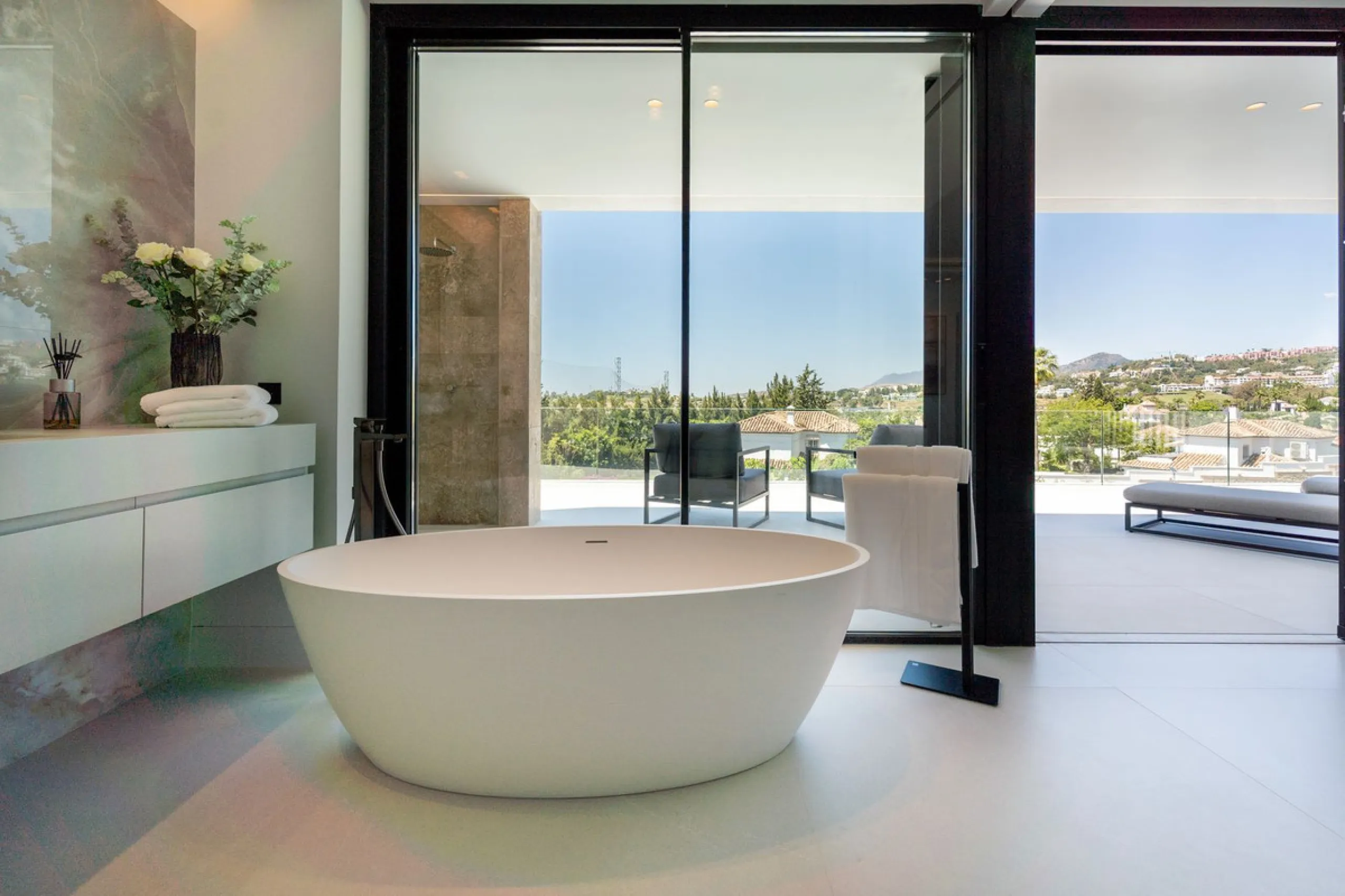 Brand New Villa with Breathtaking Golf & Mountain Views – Los Naranjos Golf, Marbella