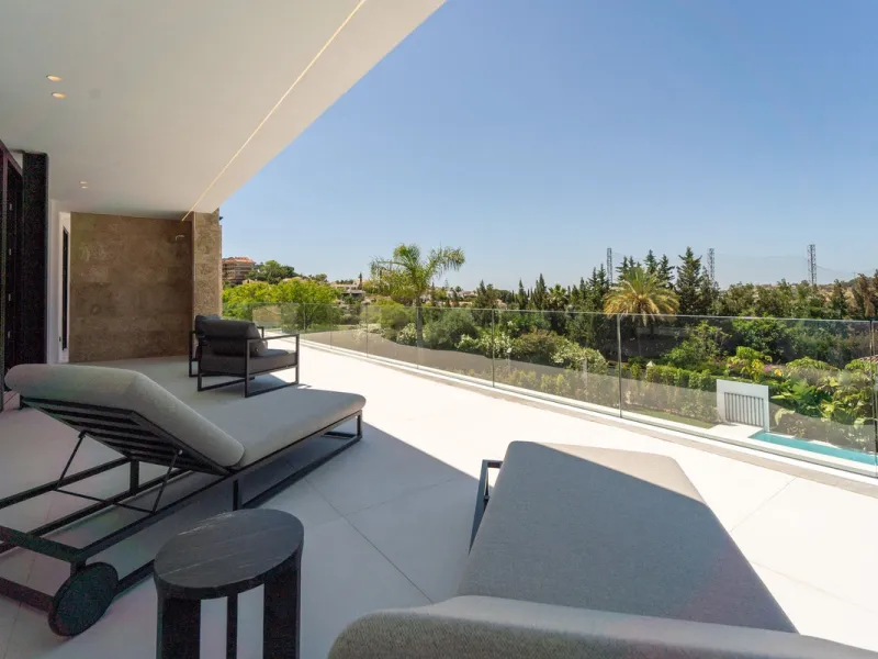 Brand New Villa with Breathtaking Golf & Mountain Views – Los Naranjos Golf, Marbella