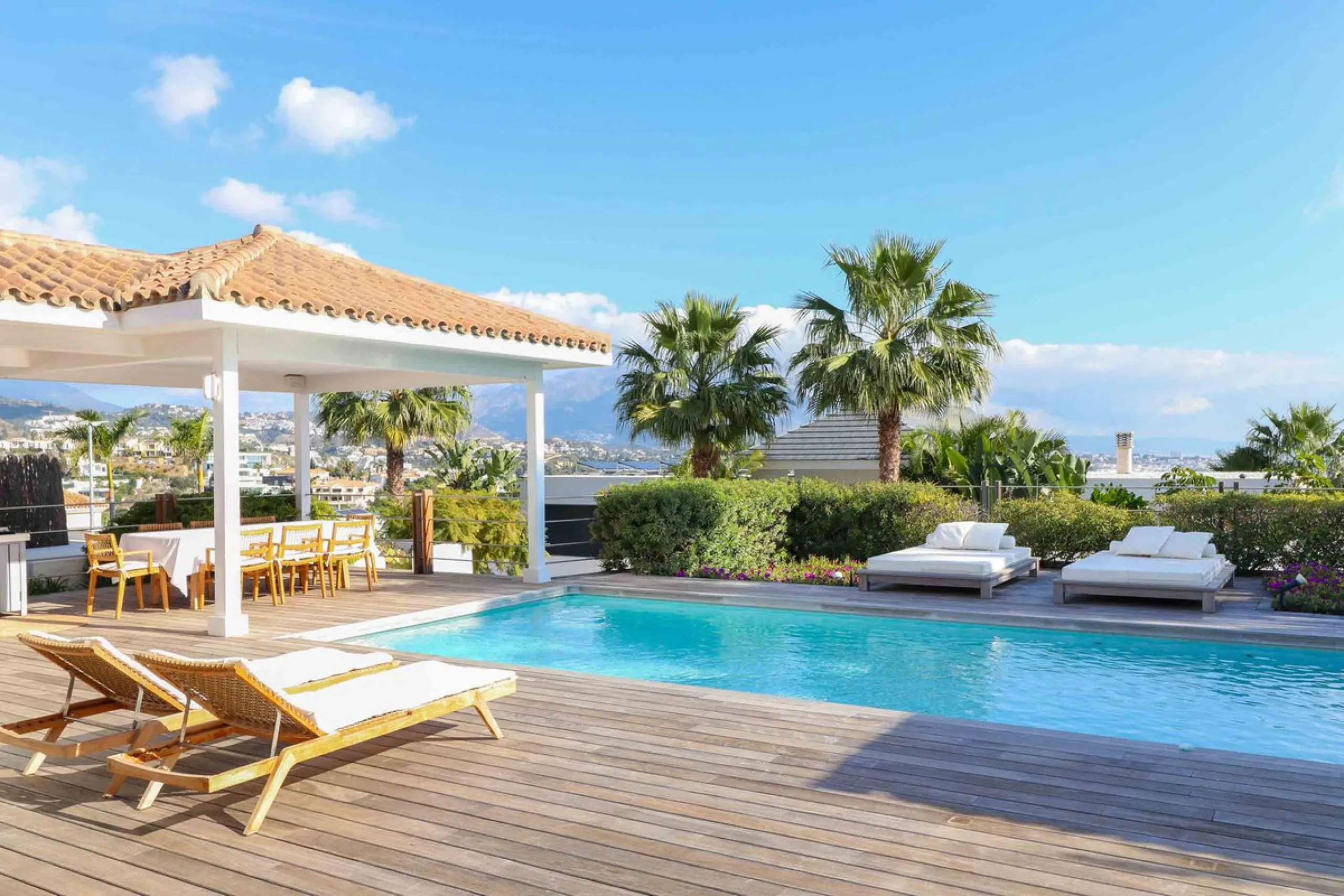 Charming and unique villa in La Alquería, Benahavís
