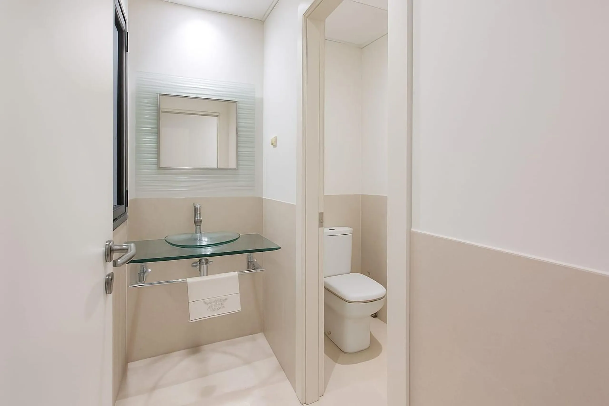 Villa contemporánea con piscina en Esplugues de Llobregat, Barcelona