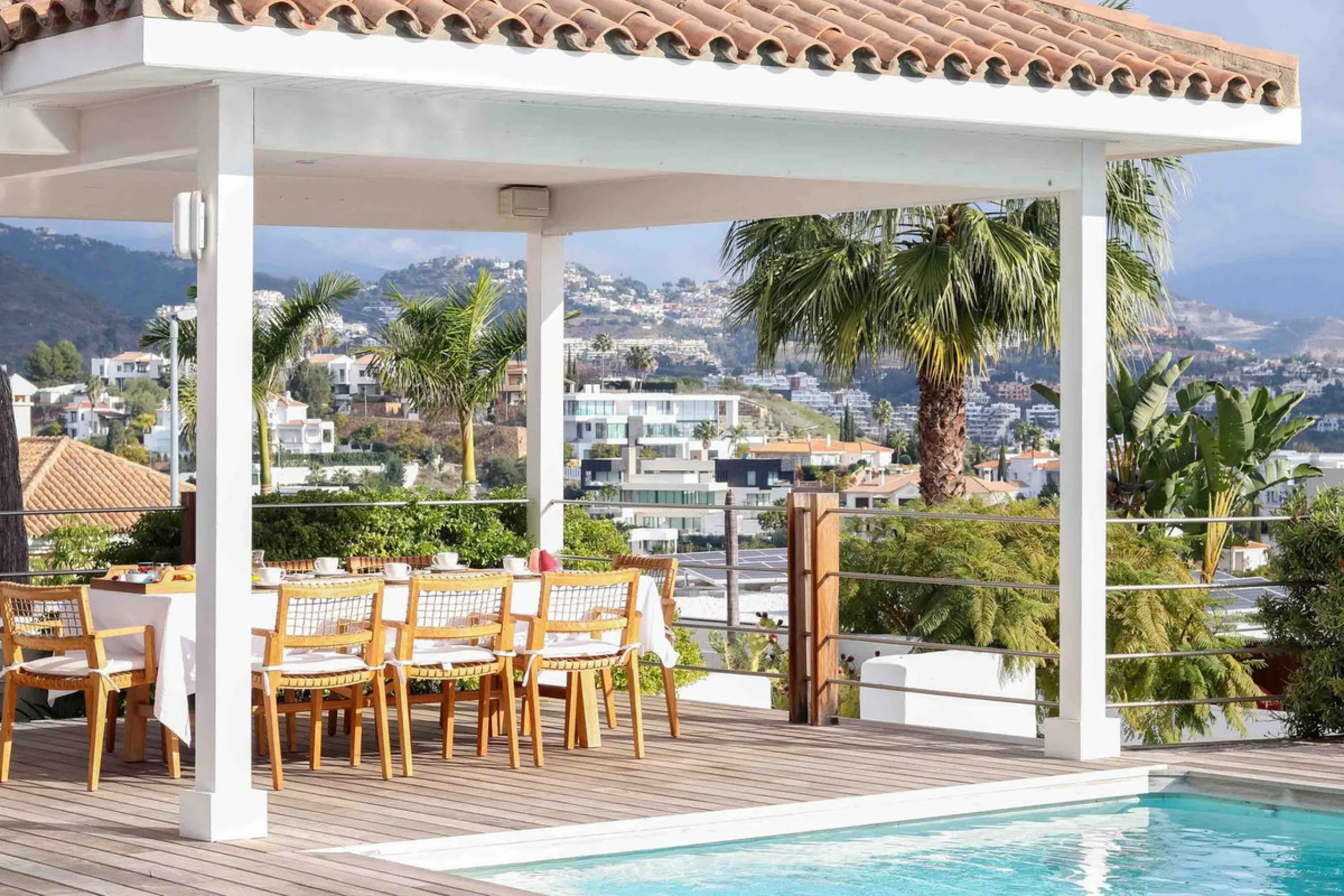 Charming and unique villa in La Alquería, Benahavís