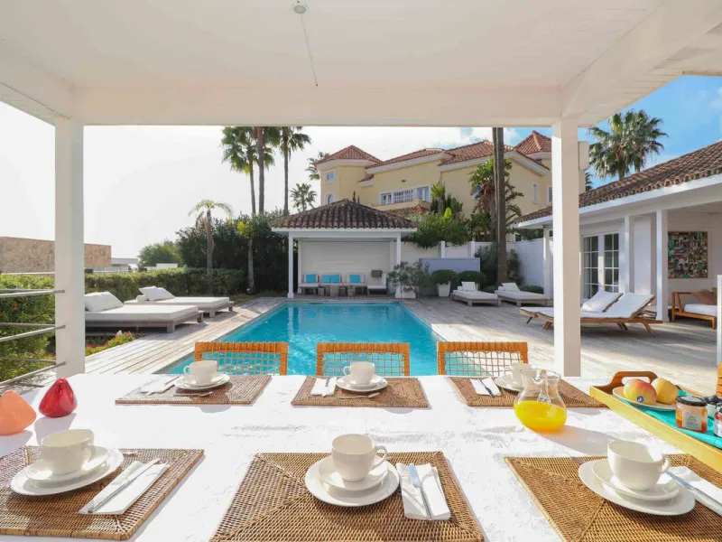 Charming and unique villa in La Alquería, Benahavís