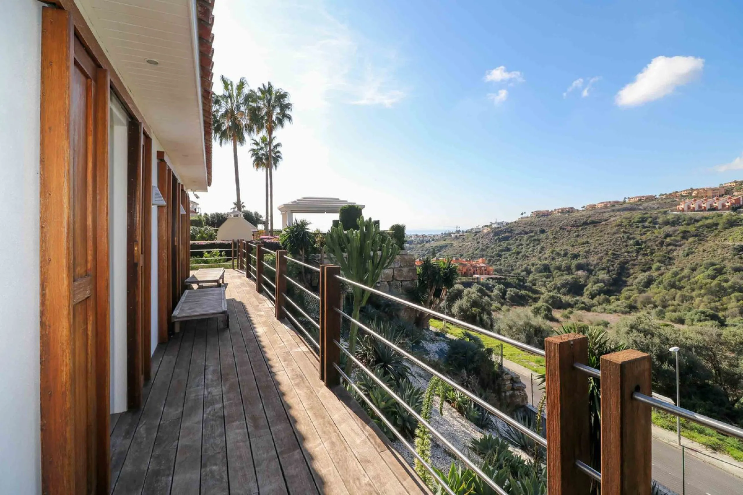 Charming and unique villa in La Alquería, Benahavís