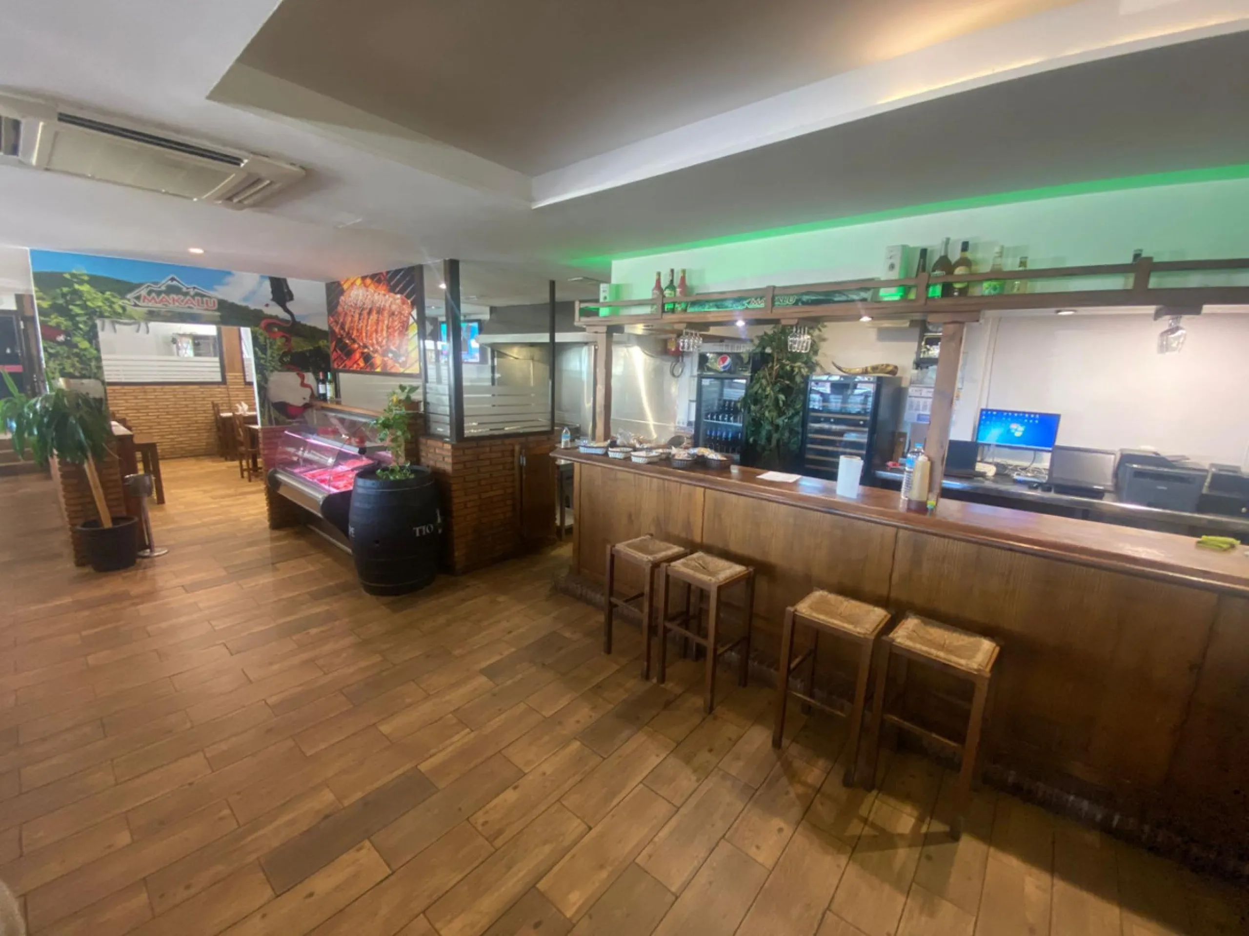 UNMISSABLE OPPORTUNITY IN UNBEATABLE AREA!