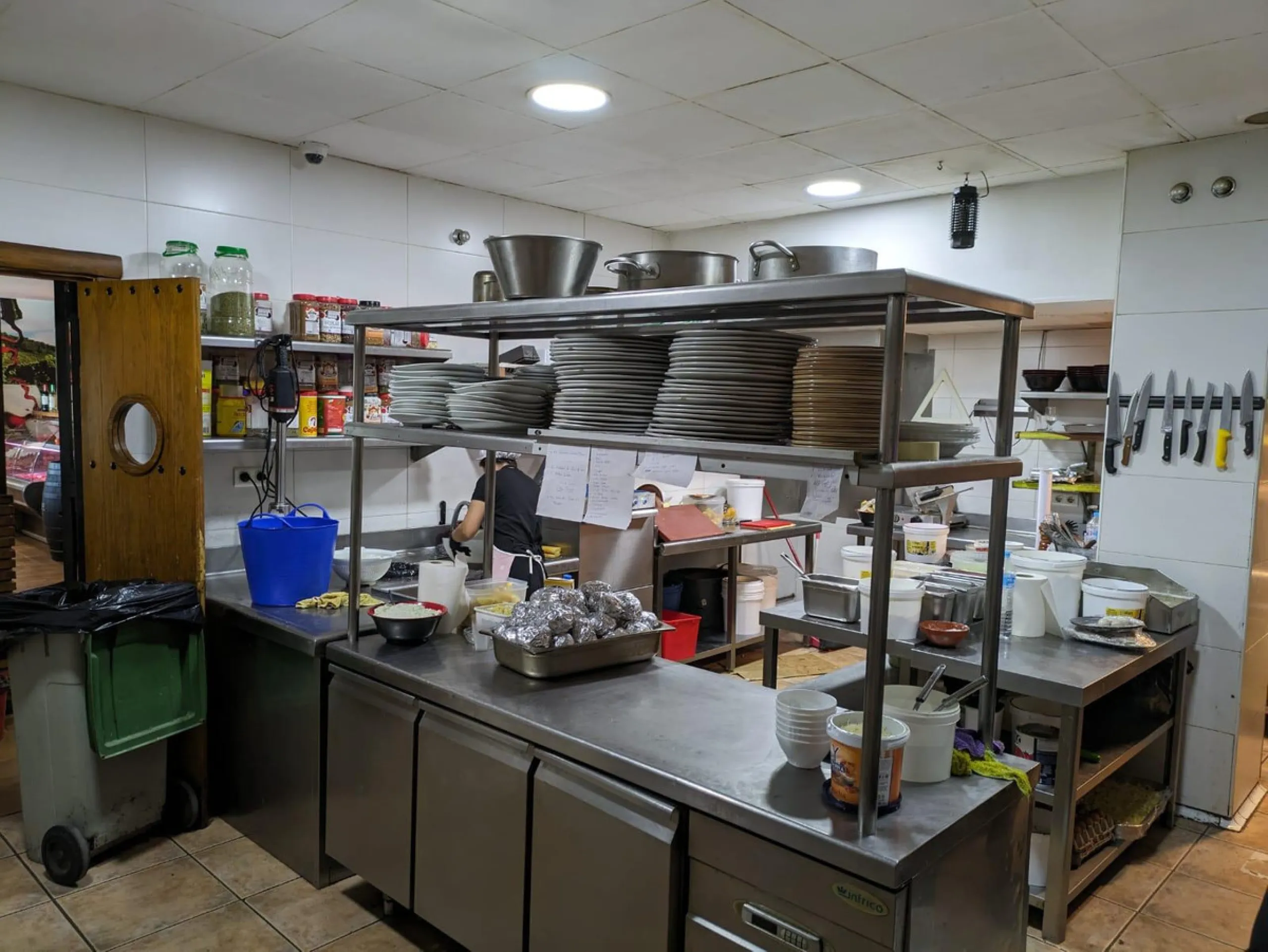 UNMISSABLE OPPORTUNITY IN UNBEATABLE AREA!