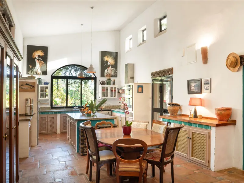 A Charming 4-Bedroom