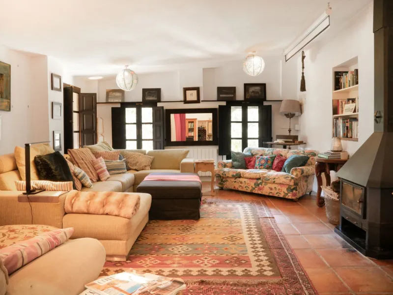 A Charming 4-Bedroom