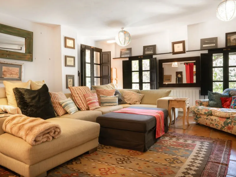 A Charming 4-Bedroom