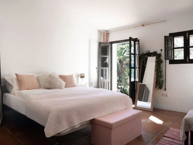 A Charming 4-Bedroom