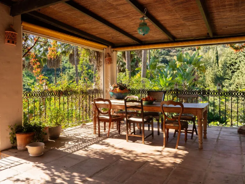 A Charming 4-Bedroom