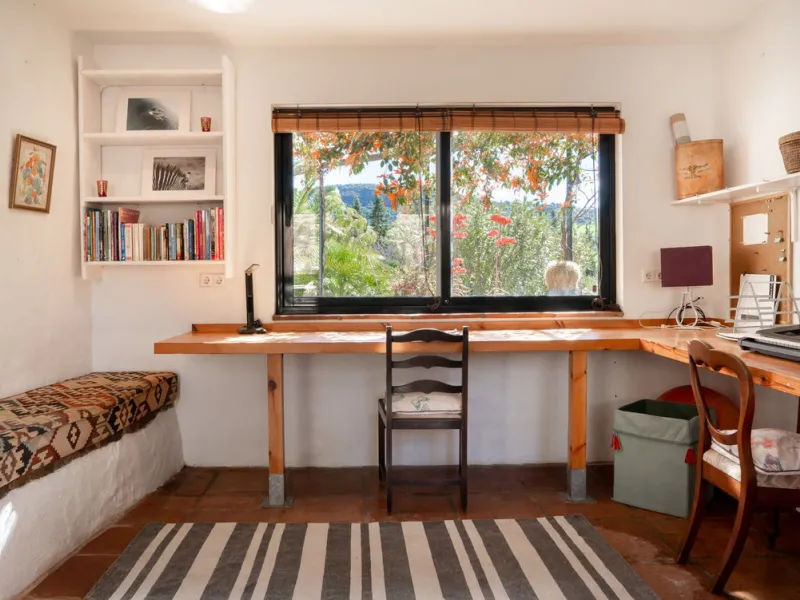 A Charming 4-Bedroom