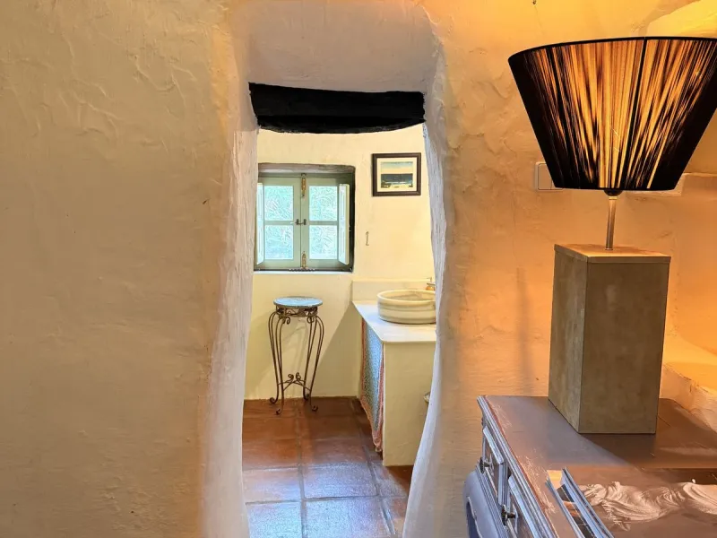 A Charming 4-Bedroom