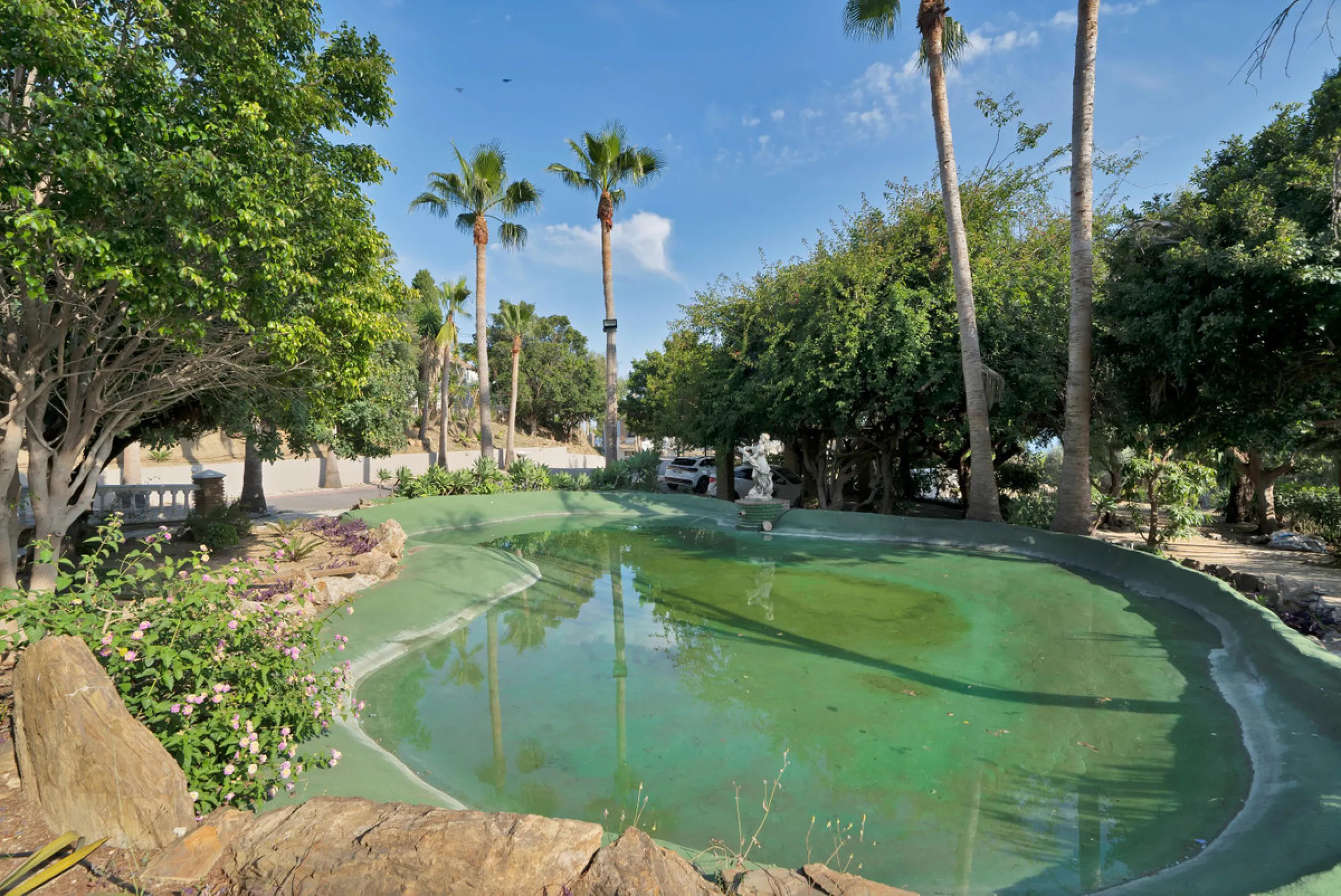 A Royal Retreat in La Capellanía, Benalmádena