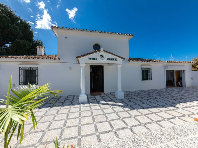 Charming Countryside Home for Sale in Entrerríos, Mijas