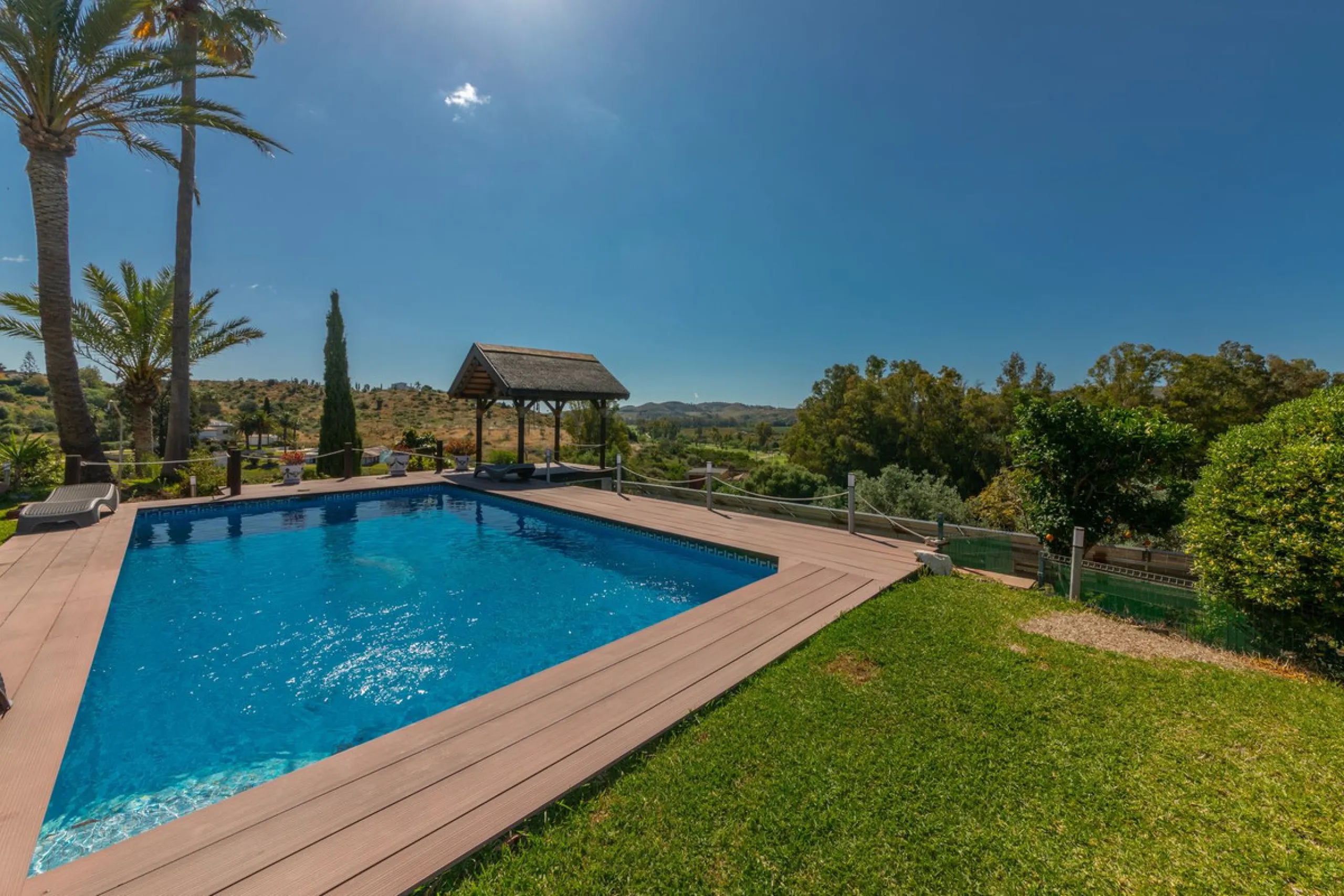 Charming Countryside Home for Sale in Entrerríos, Mijas
