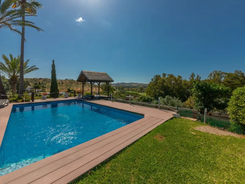 Charming Countryside Home for Sale in Entrerríos, Mijas