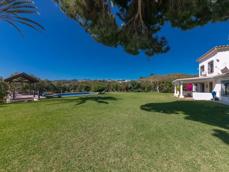 Charming Countryside Home for Sale in Entrerríos, Mijas