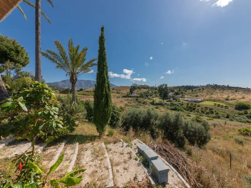 Charming Countryside Home for Sale in Entrerríos, Mijas