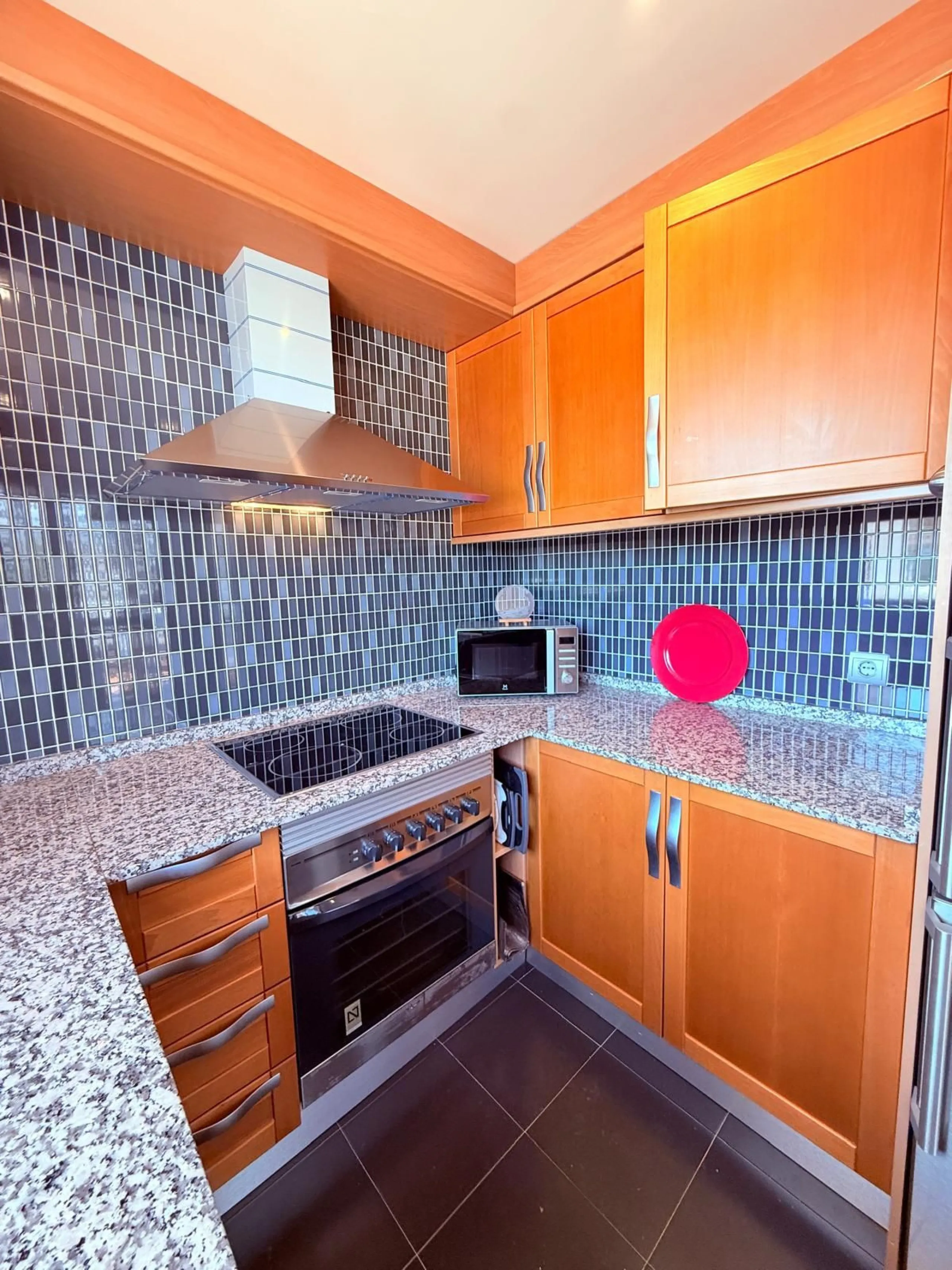 Seize the Ultimate Coastal Lifestyle!