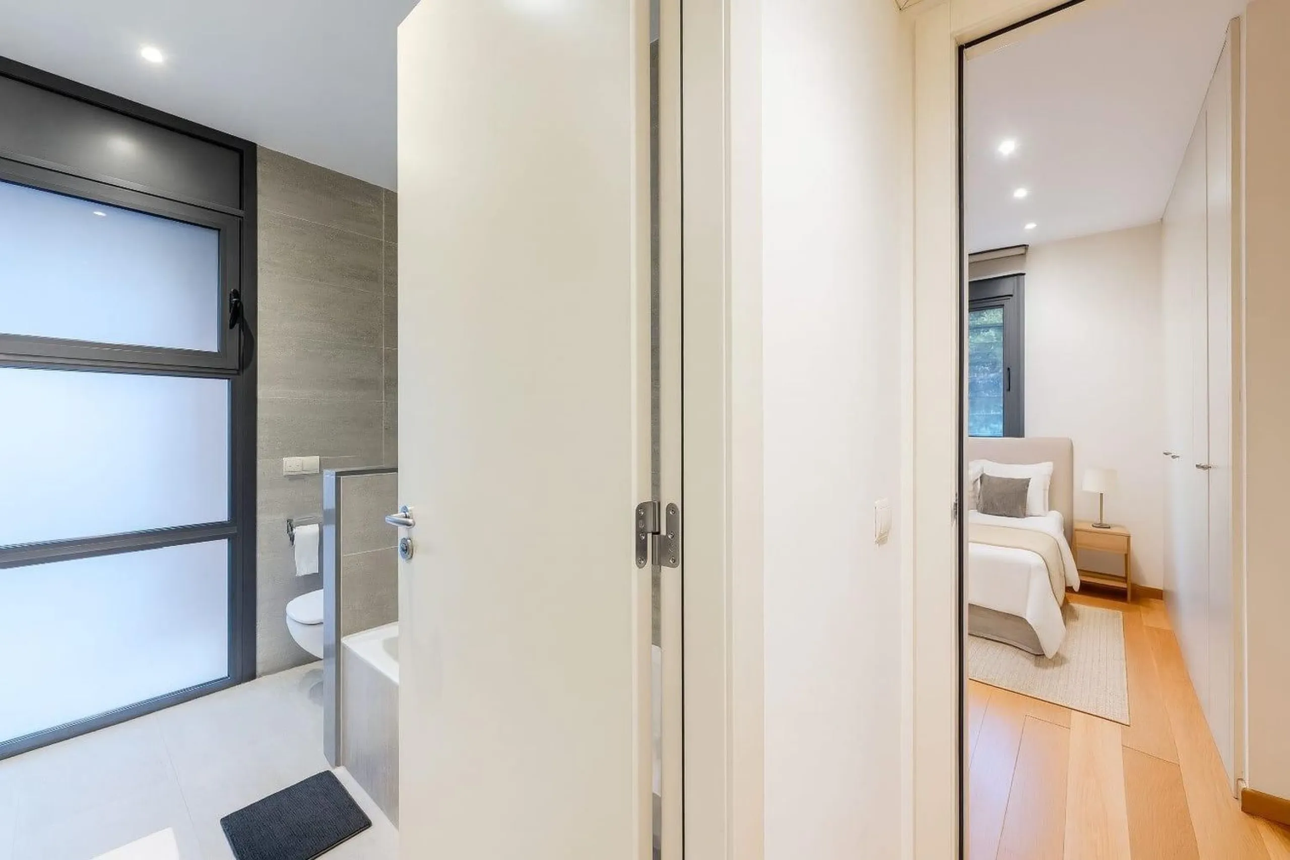 Villa contemporánea con piscina en Esplugues de Llobregat, Barcelona