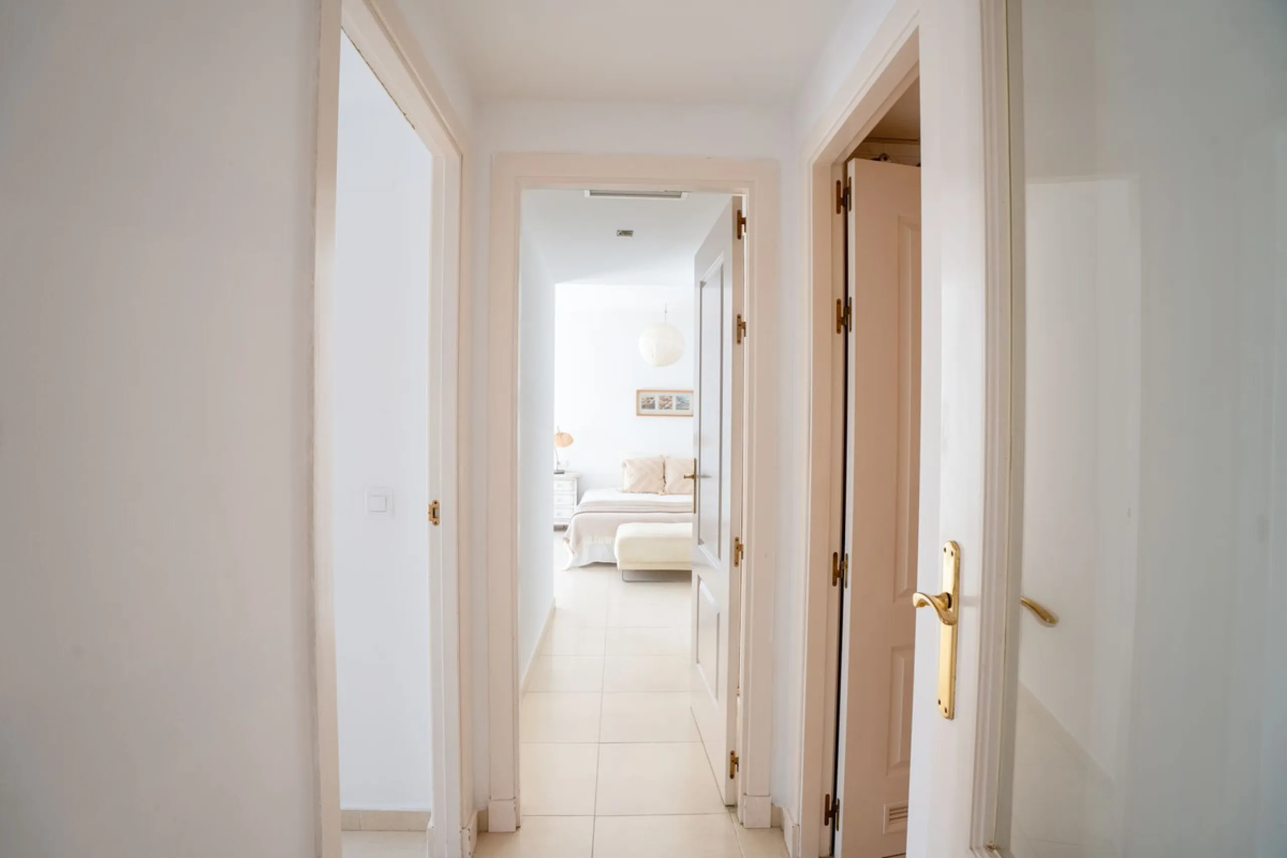 Spacious 2-Bedroom Apartment near Torrequebrada Golf & Walking Distance to the Beach.