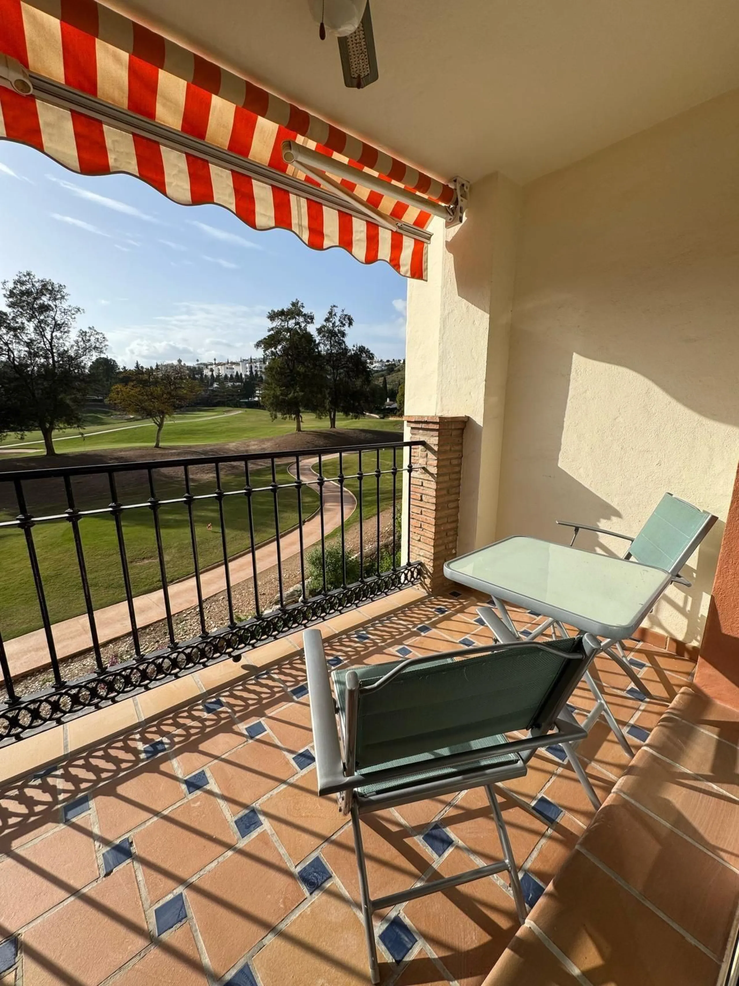 75.46 m² of interior living space + 18.53 m² of spacious terrace with open views