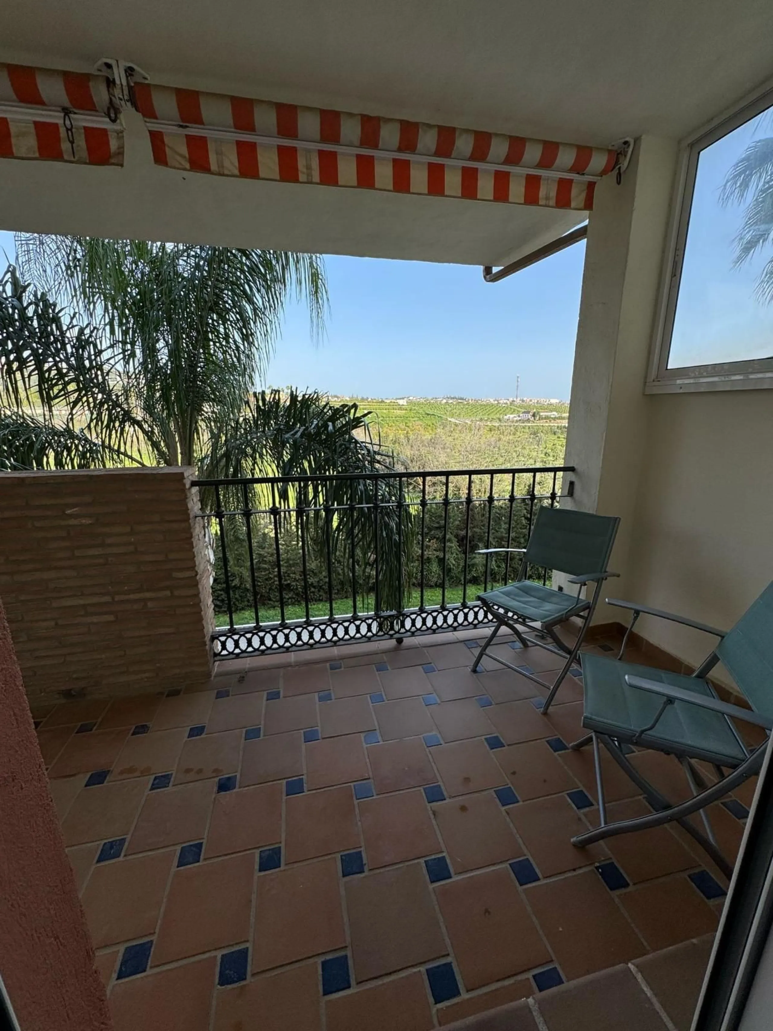 75.46 m² of interior living space + 18.53 m² of spacious terrace with open views