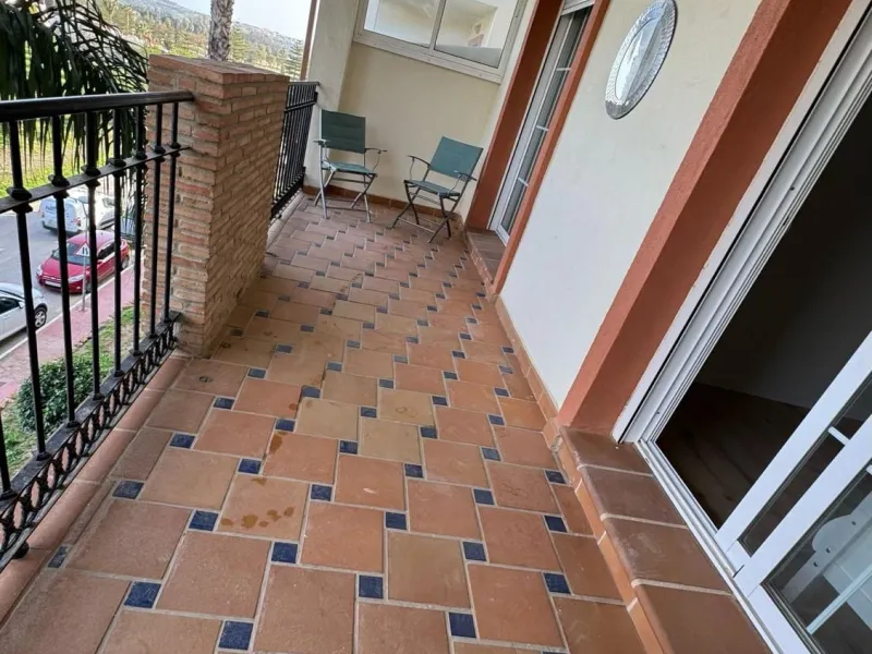 75.46 m² of interior living space + 18.53 m² of spacious terrace with open views