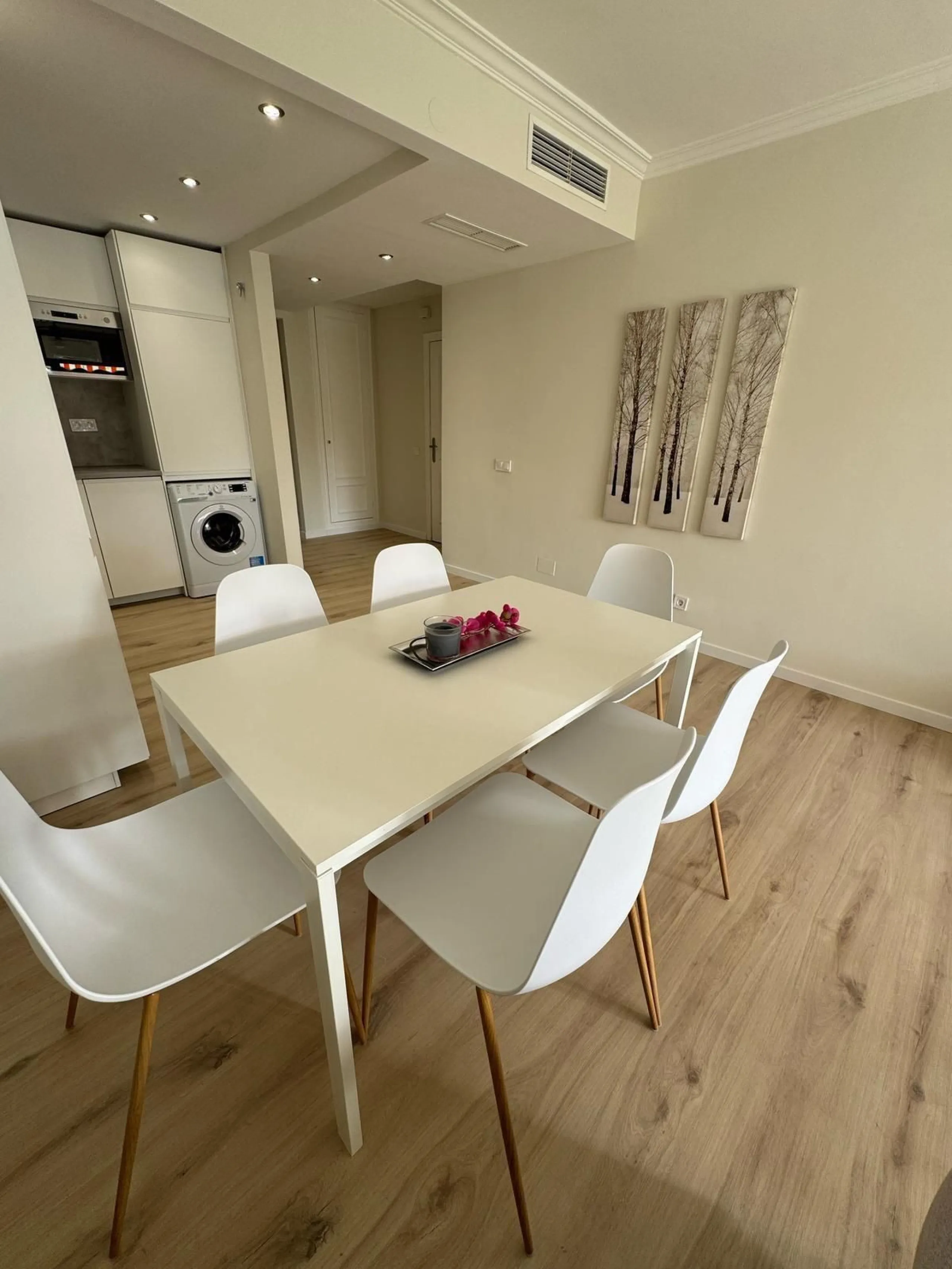 75.46 m² of interior living space + 18.53 m² of spacious terrace with open views
