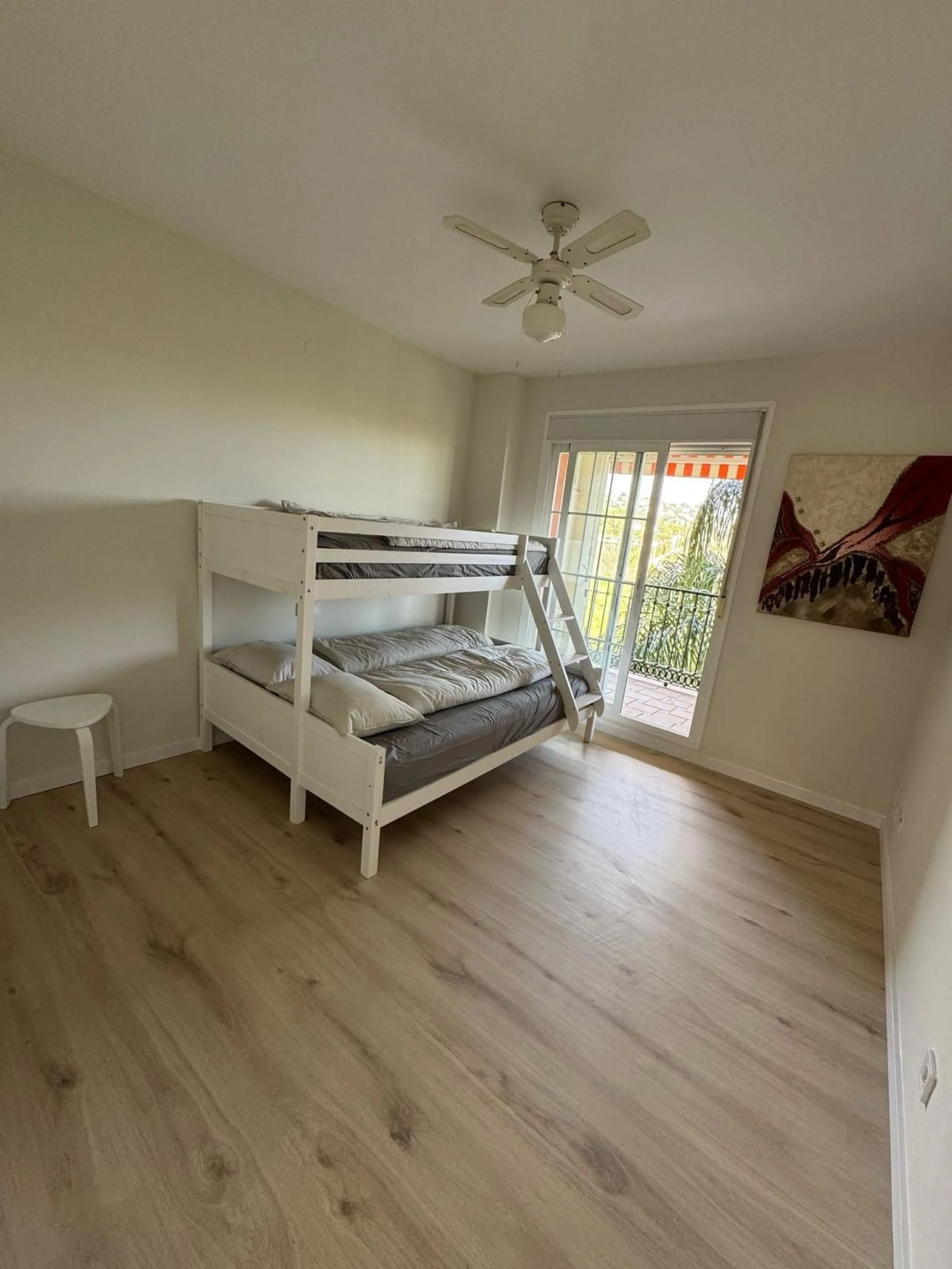 75.46 m² of interior living space + 18.53 m² of spacious terrace with open views