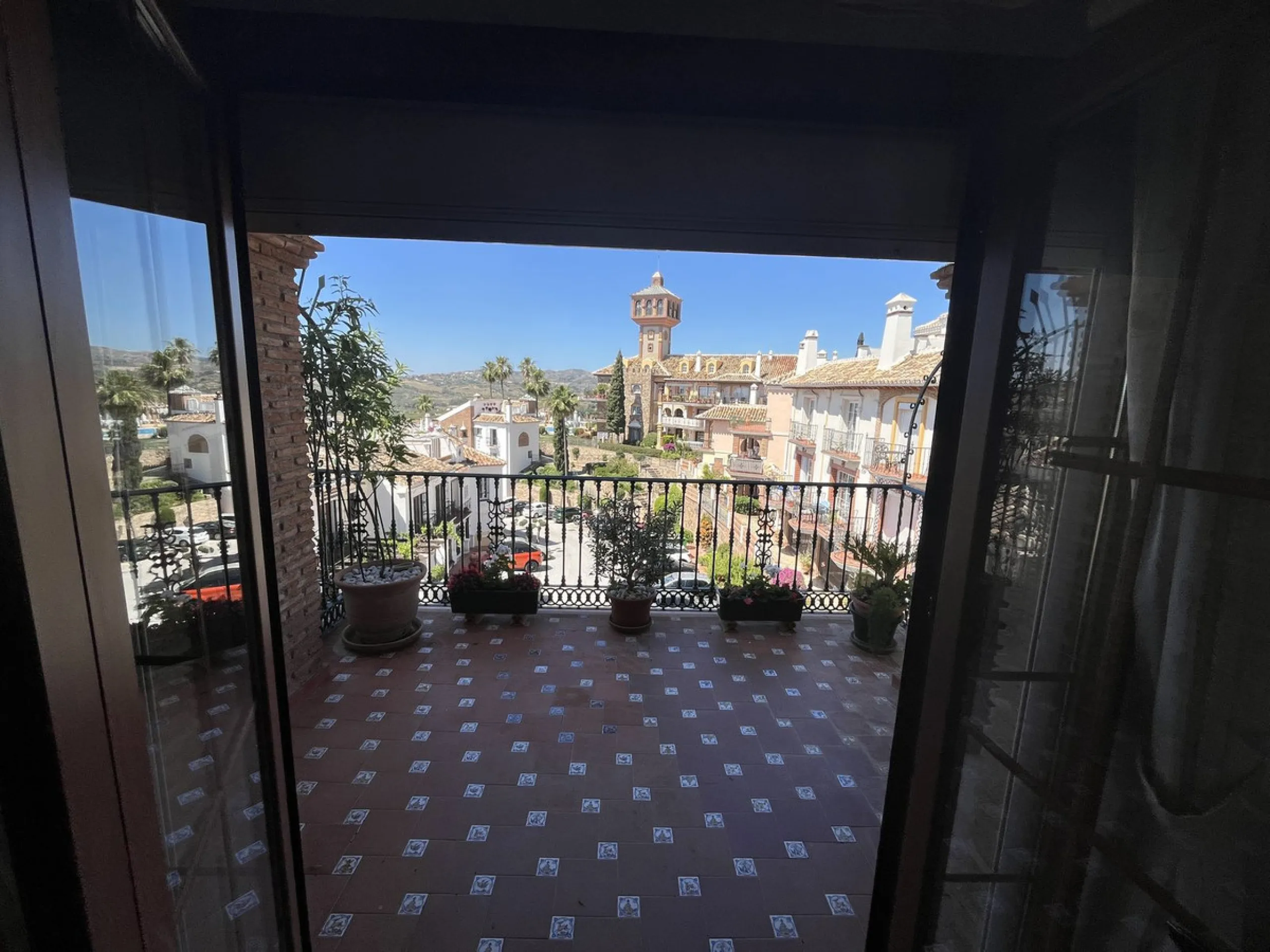 Welcome to this unique property situated in one of the most be beautiful complex on the Costa del Sol, Puebla Aida.  As you walk in you will find a landing leading onto the kitchen and a large living area with two terraces.  On this same landing there are